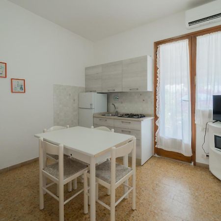 Residence Baia Delle Grazie Casa Morcone Екстериор снимка