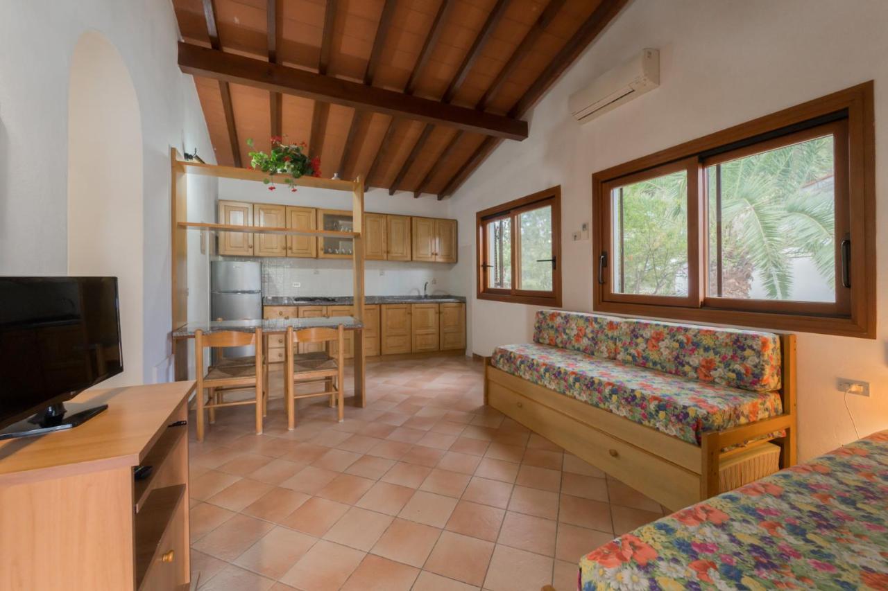 Residence Baia Delle Grazie Casa Morcone Екстериор снимка