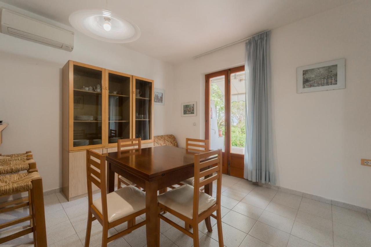 Residence Baia Delle Grazie Casa Morcone Екстериор снимка