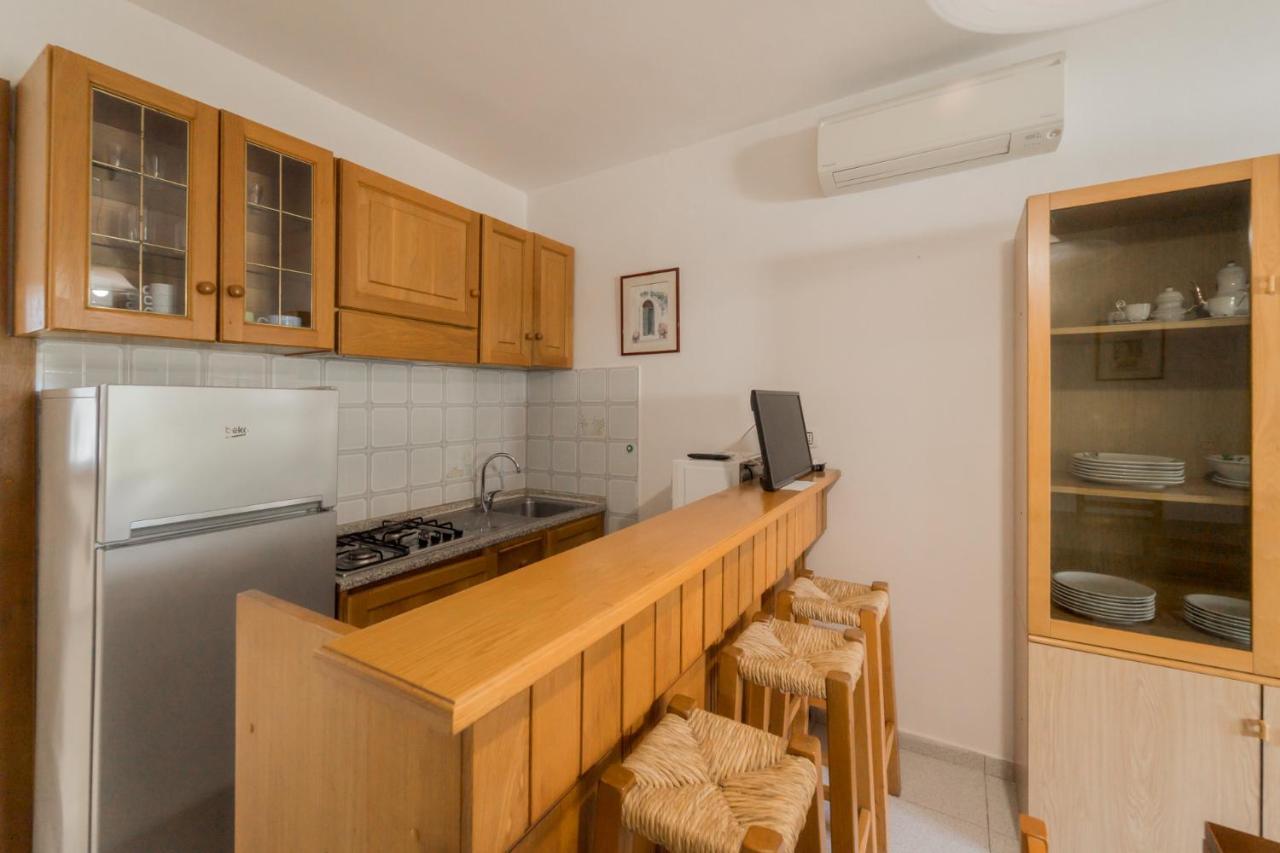 Residence Baia Delle Grazie Casa Morcone Екстериор снимка