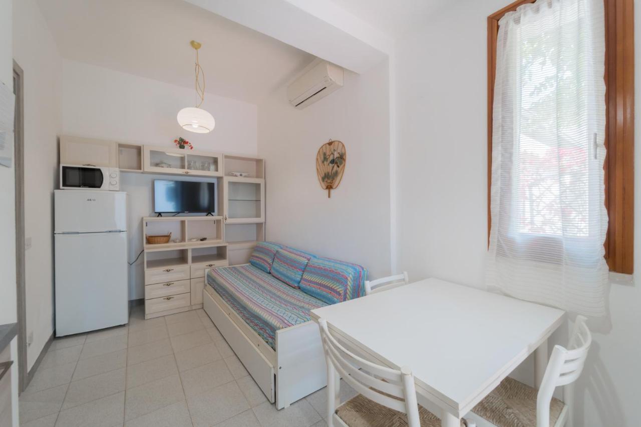 Residence Baia Delle Grazie Casa Morcone Екстериор снимка