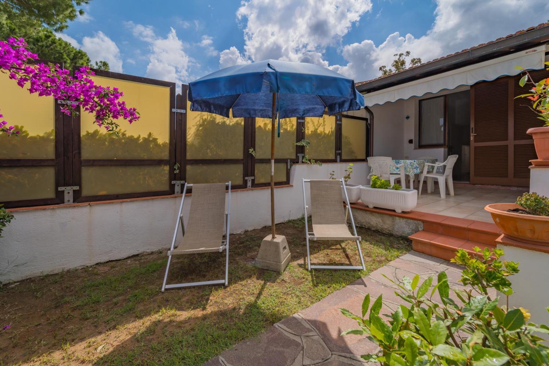 Residence Baia Delle Grazie Casa Morcone Екстериор снимка