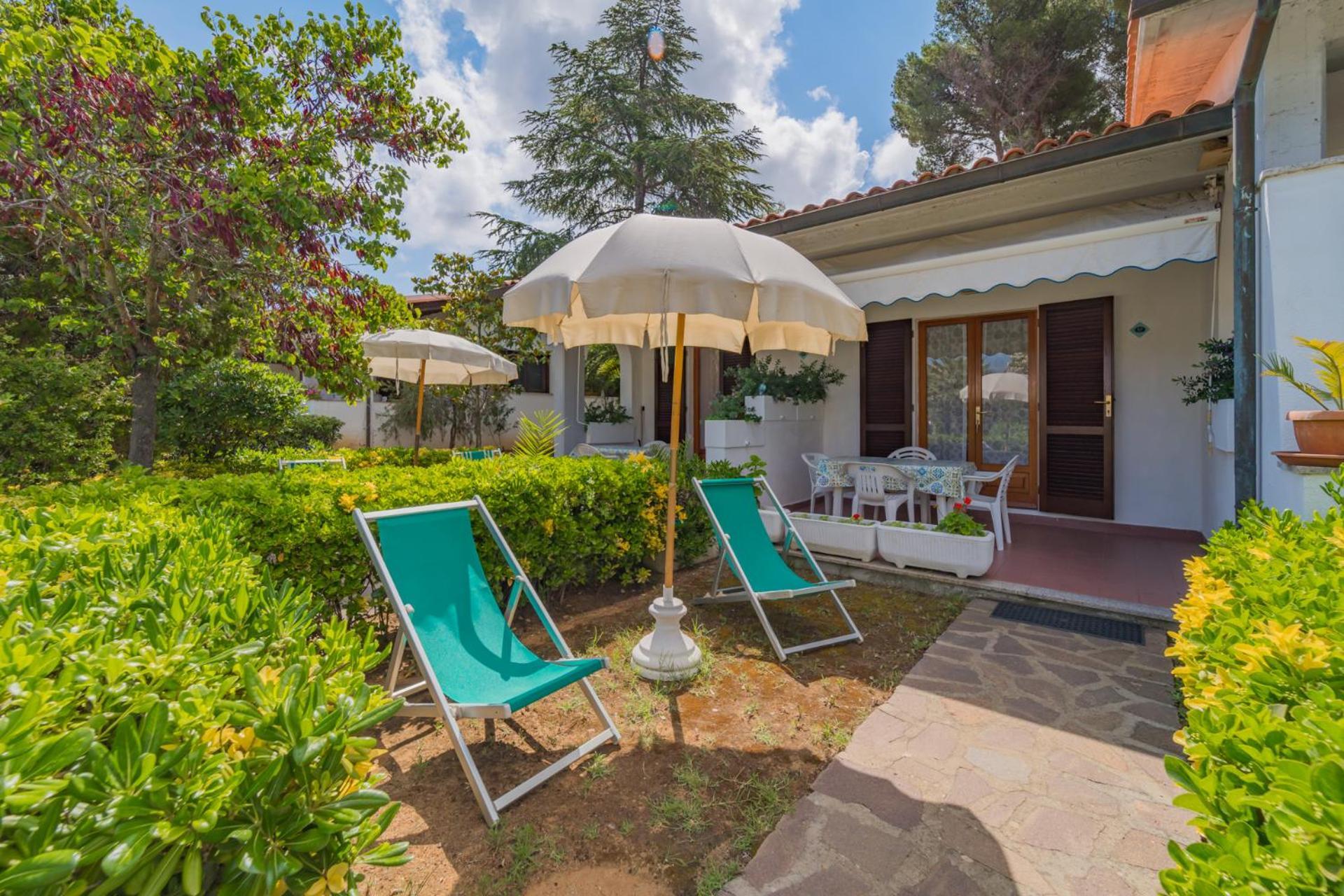 Residence Baia Delle Grazie Casa Morcone Екстериор снимка