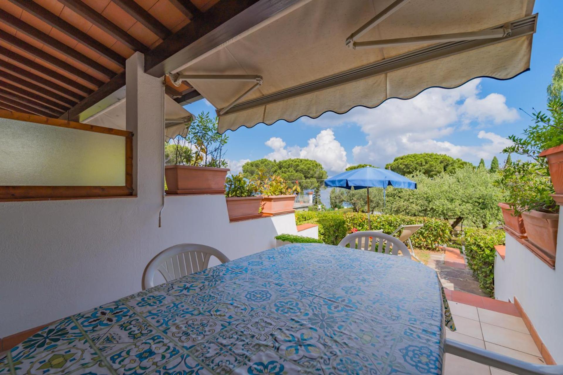 Residence Baia Delle Grazie Casa Morcone Екстериор снимка