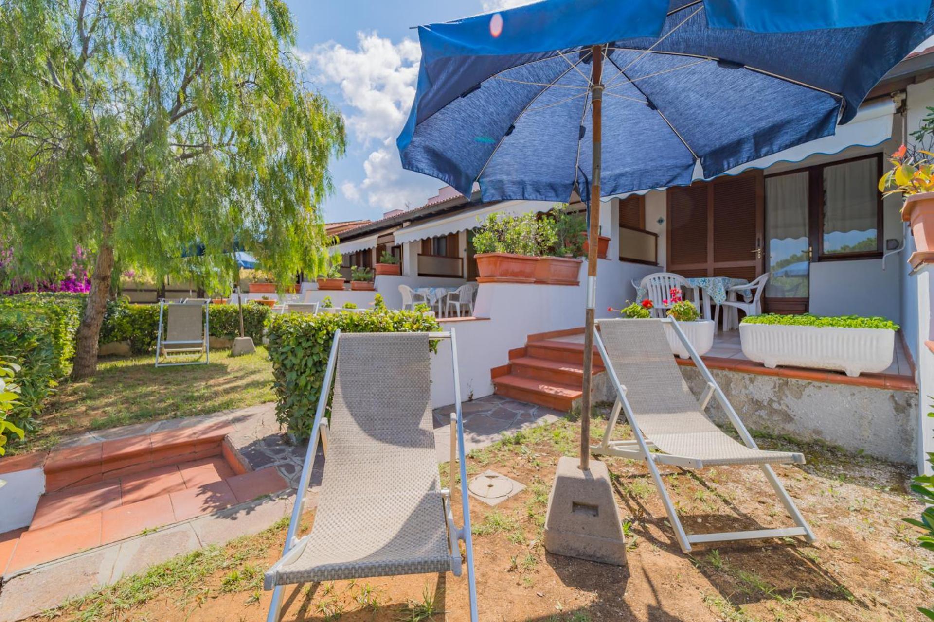 Residence Baia Delle Grazie Casa Morcone Екстериор снимка