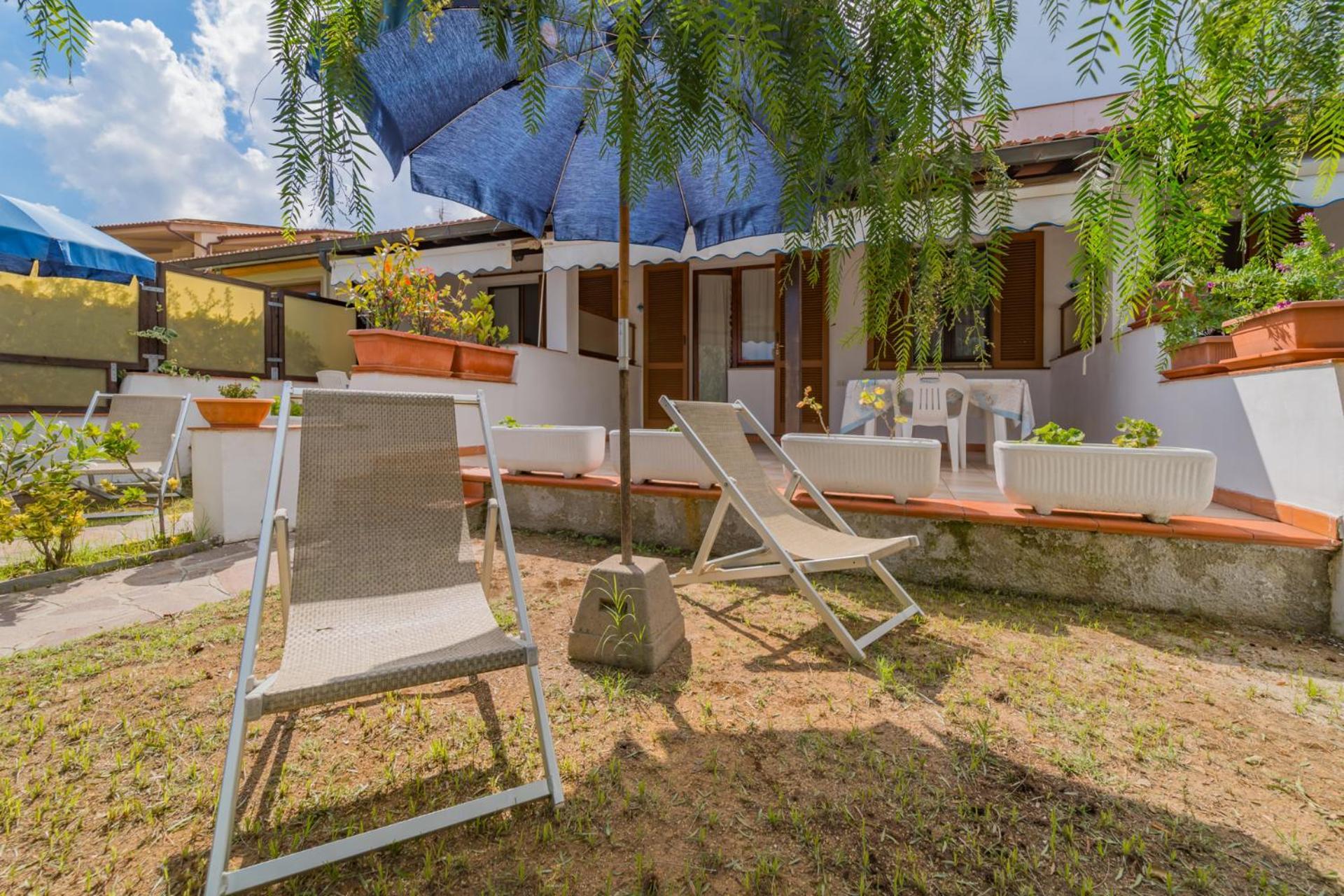 Residence Baia Delle Grazie Casa Morcone Екстериор снимка