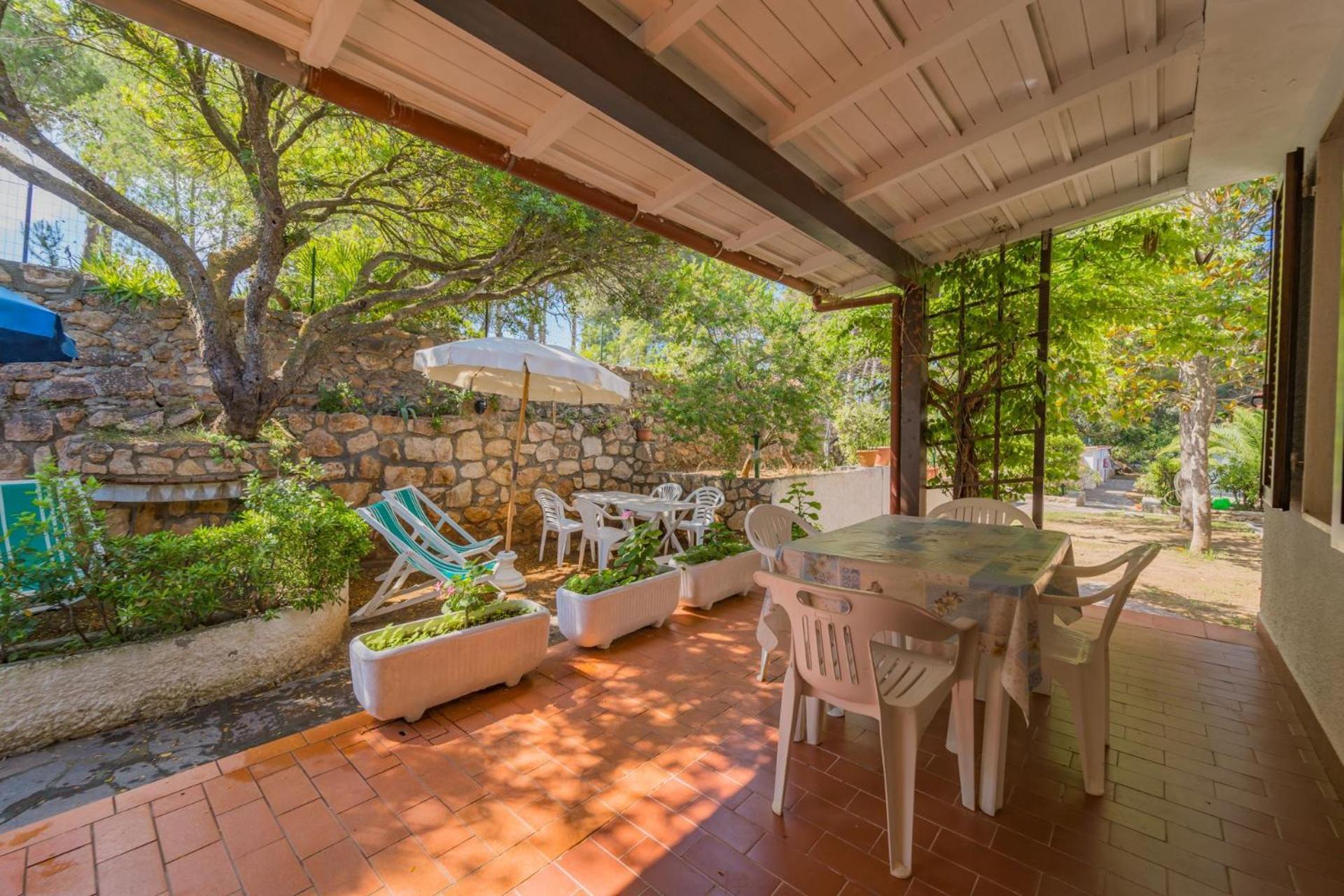 Residence Baia Delle Grazie Casa Morcone Стая снимка